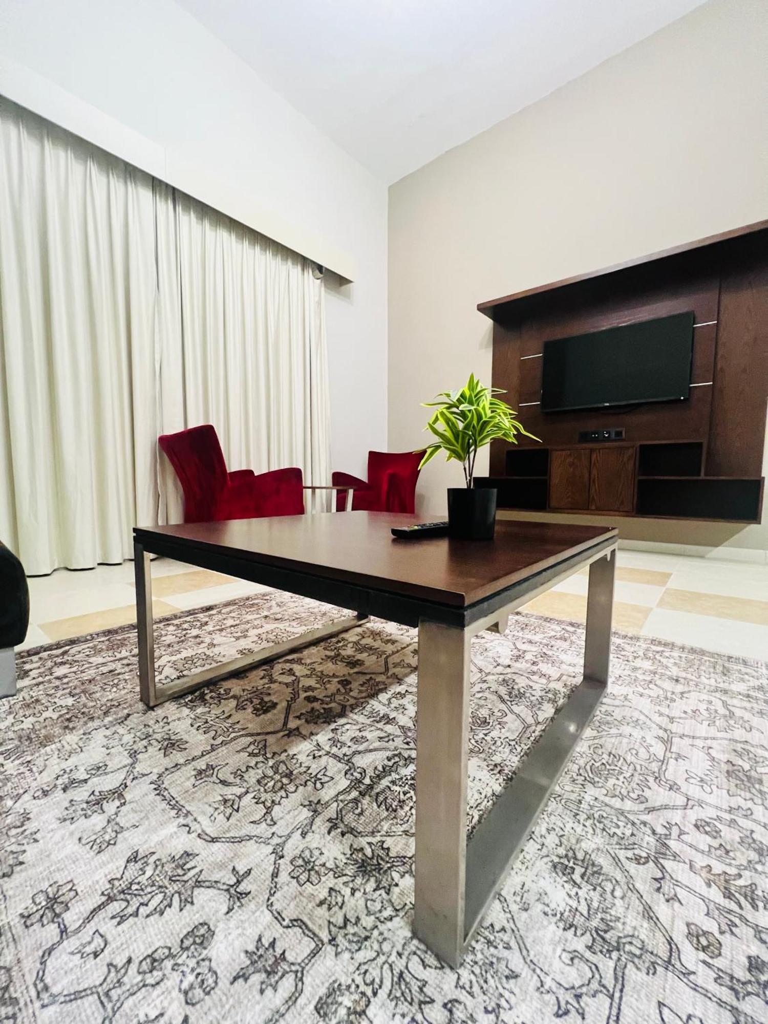 Alraef Luxury Apartments Dubai Exteriör bild